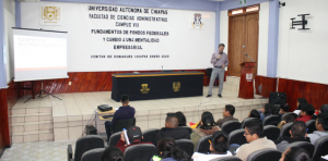 Plática: Fundamentos de Fondos Federales y cambio a una mentalidad empresarial