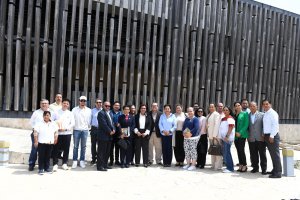 VISITA RECTOR FCACVIII-COMITÁN; INAUGURA GIMNASIO.
