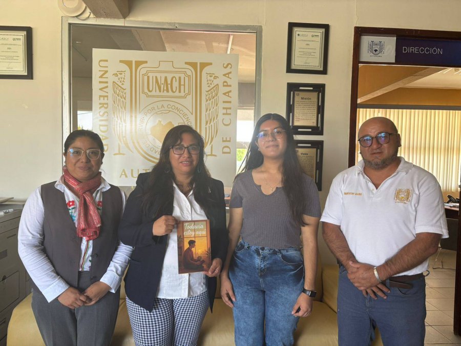 Estudiante Ana Paula Palacios Figueroa publicó su novela: Todavía estoy aquí