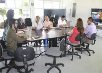 Docentes de la Unach trabajan para lograr la excelencia académica.